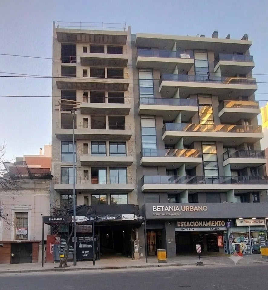 Estructura de edificio ejecutada por The Hous Eng Constructora